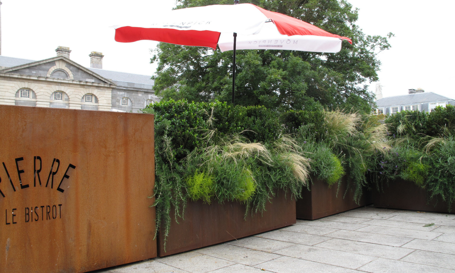 Barrier planters