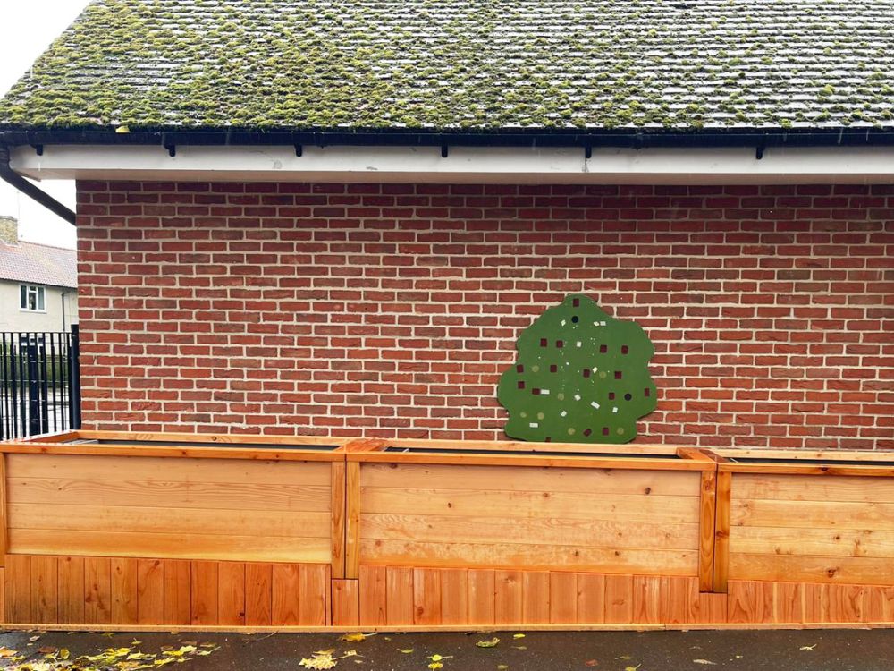 SuDS rainwater planter