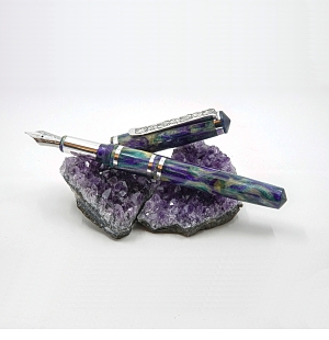 Visit our Custom pen / Kitless pen photo gallery